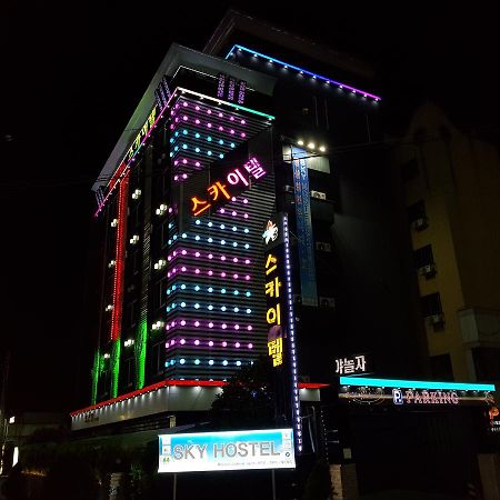 Sky Hotel Changwon Eksteriør billede